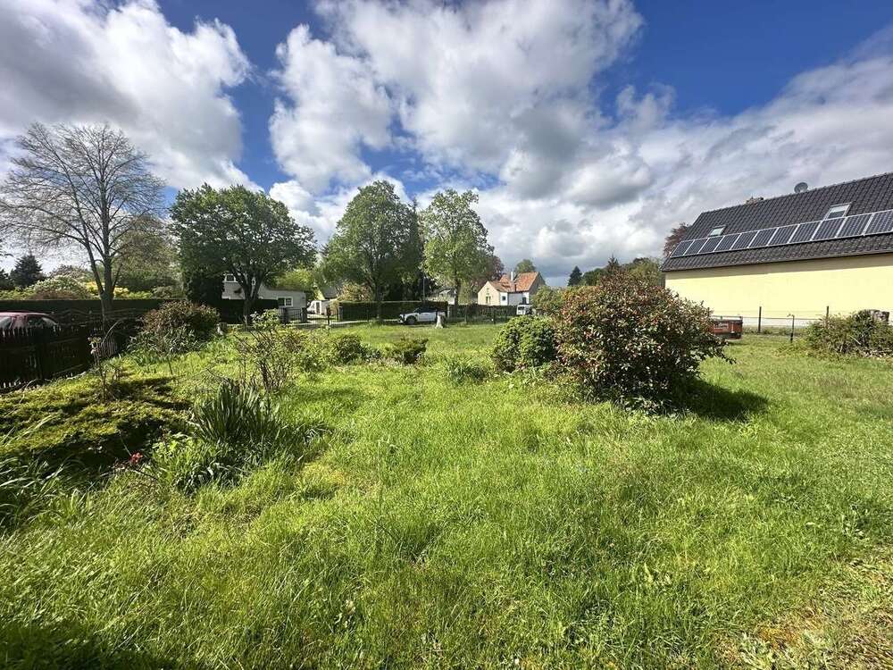 Thumbnail-Grundstück zu verkaufen in Schöneiche bei Berlin 300.000,00 € 1096 m²