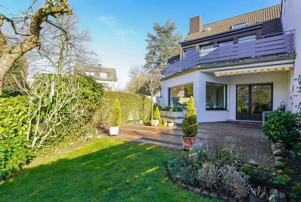 Thumbnail-Haus zum Kaufen in Düsseldorf 850.000,00 € 165 m²