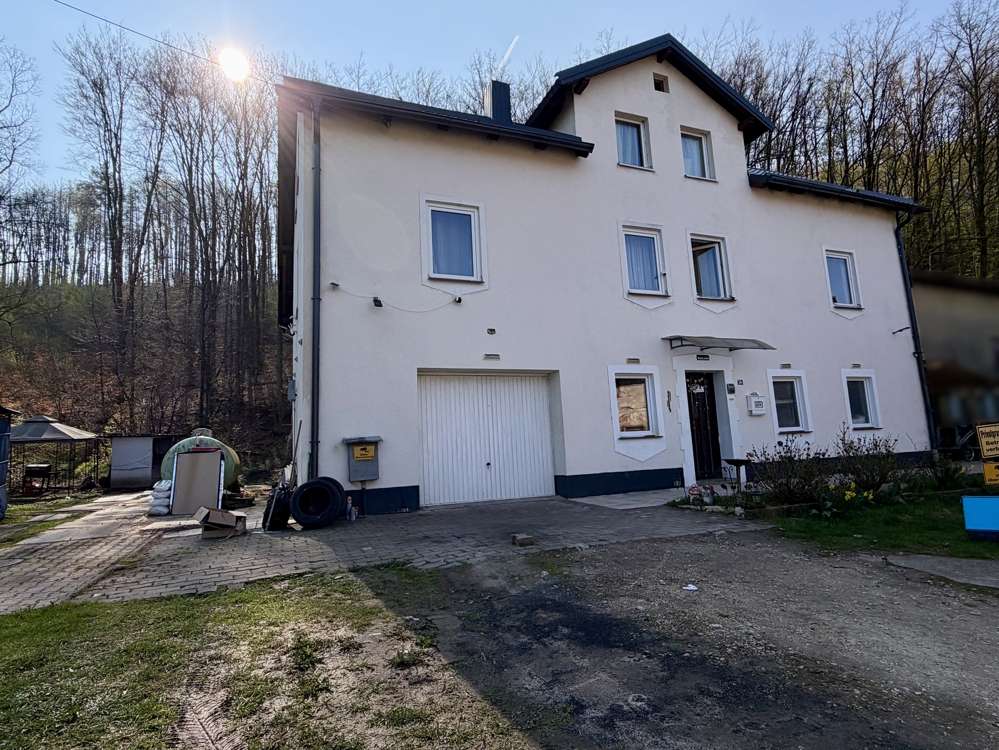 Thumbnail-Haus zum Kaufen in Rödental Oeslau 195.000,00 € 151.98 m²