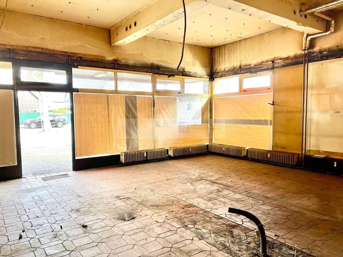 Thumbnail-Einzelhandel in Berlin 2.700,00 € 110 m²