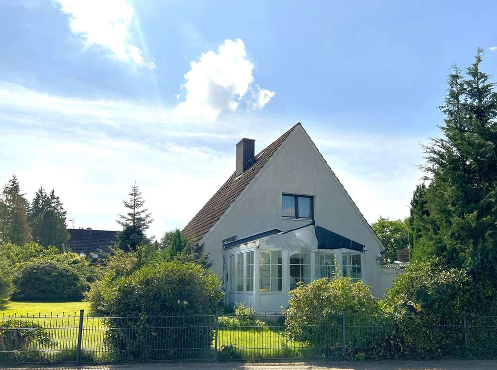 Thumbnail-Grundstück zu verkaufen in Neu Wulmstorf 495.000,00 € 1070 m²