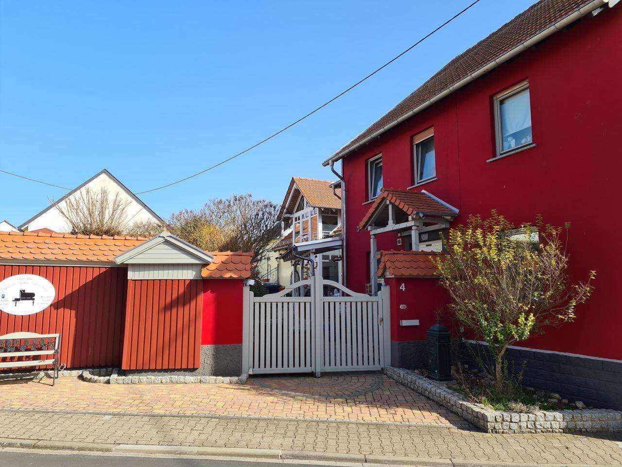 Thumbnail-Haus zum Kaufen in Hargesheim 398.000,00 € 189.53 m²