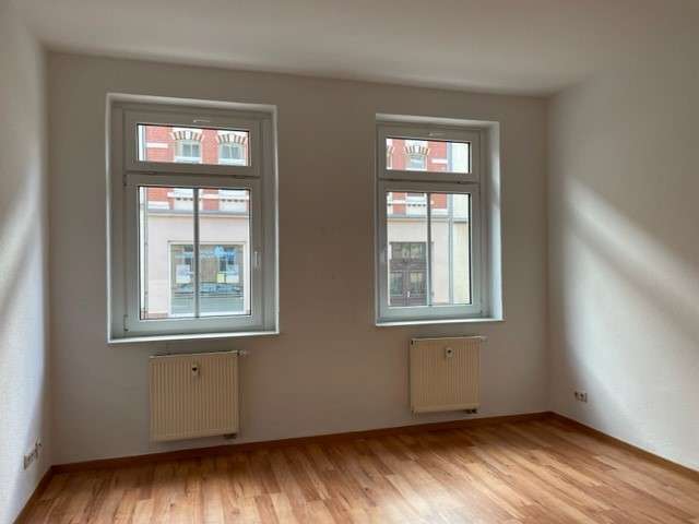 Thumbnail-Wohnung zum Mieten in Hohenstein-Ernstthal 268,50 € 49.72 m²