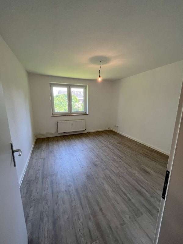 Thumbnail-Wohnung zum Mieten in Büdelsdorf 459,00 € 52.2 m²