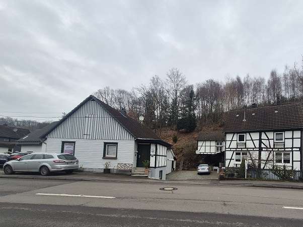 Thumbnail-Haus zum Kaufen in Reichshof 333.000,00 € 170 m²