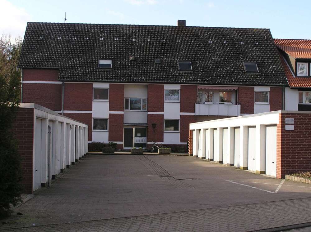 Thumbnail-Wohnung zum Mieten in Celle 591,59 € 72.73 m²