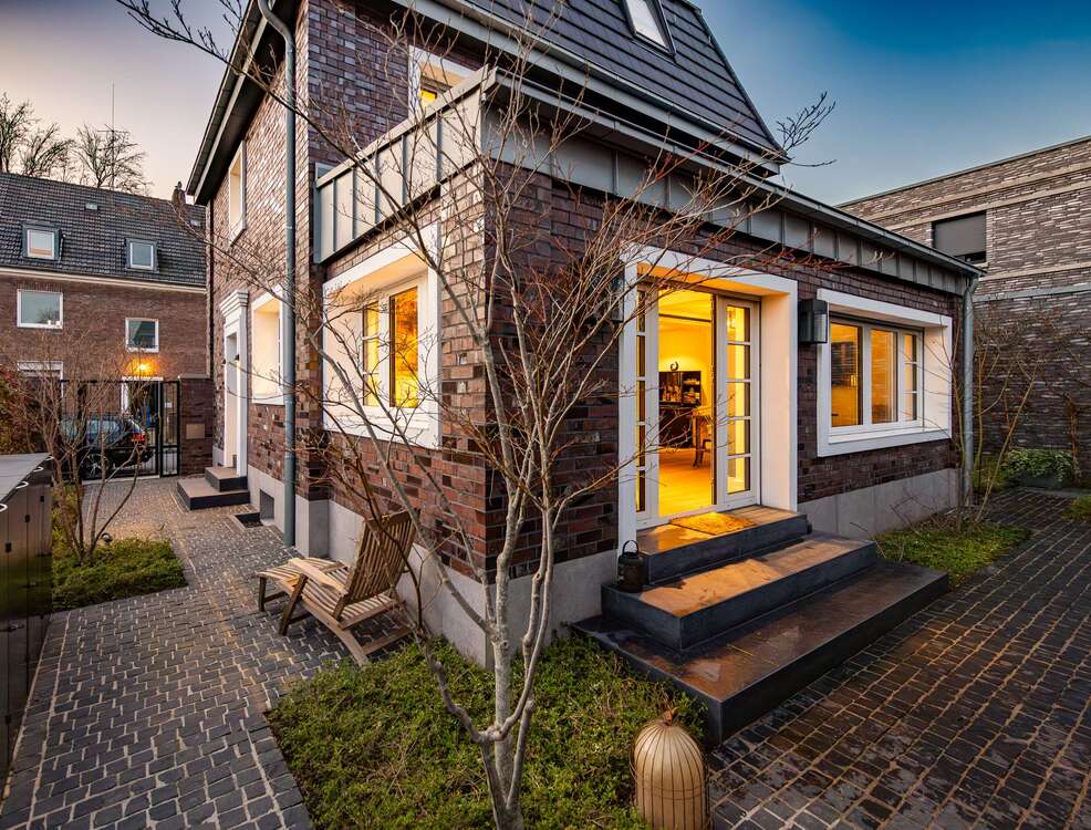Thumbnail-Haus zum Kaufen in Meerbusch 1.790.000,00 € 185 m²