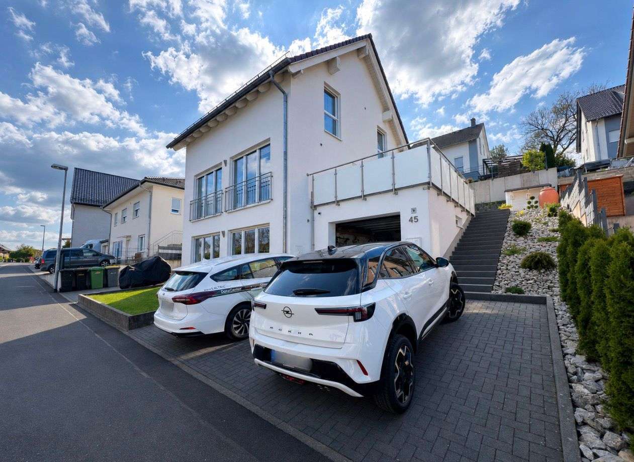 Thumbnail-Haus zum Kaufen in Wächtersbach-Stadt 649.000,00 € 170 m²