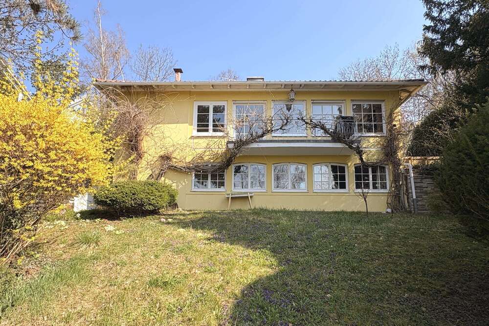 Thumbnail-Haus zum Kaufen in Stuttgart 2.390.000,00 € 187 m²