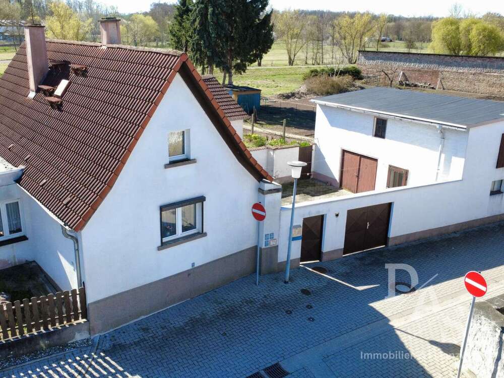 Thumbnail-Haus zum Kaufen in Giersleben 60.000,00 € 115 m²