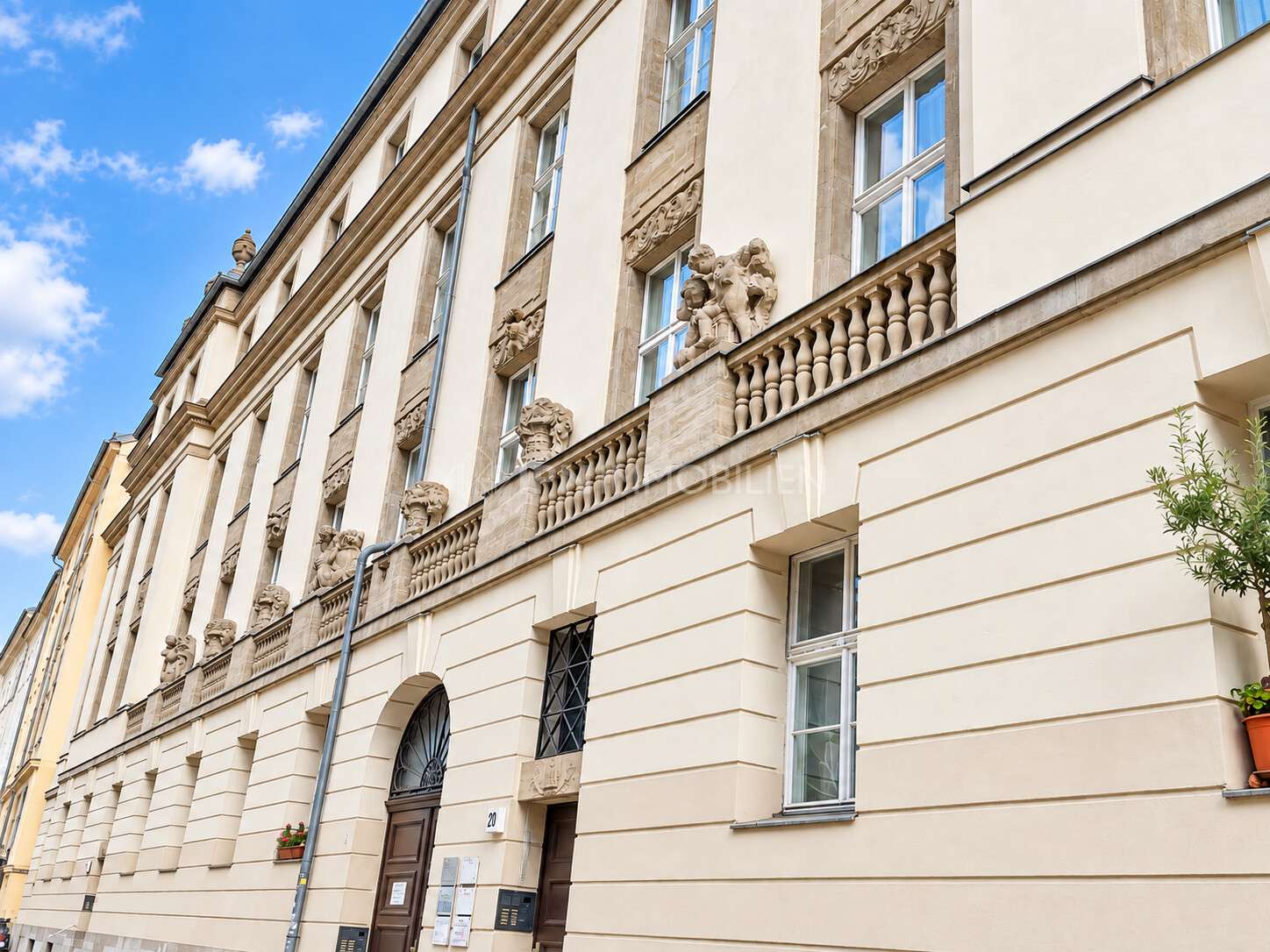 Thumbnail-Büro in Berlin 1.290.000,00 € 159.4 m²