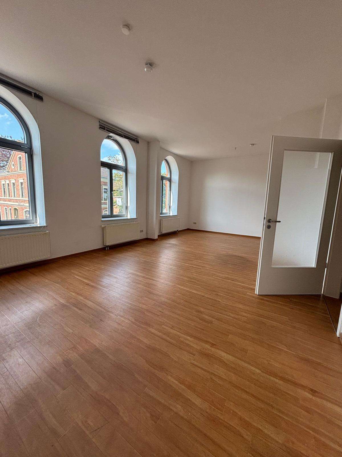 Thumbnail-Wohnung zum Mieten in Meldorf 930,00 € 142.89 m²
