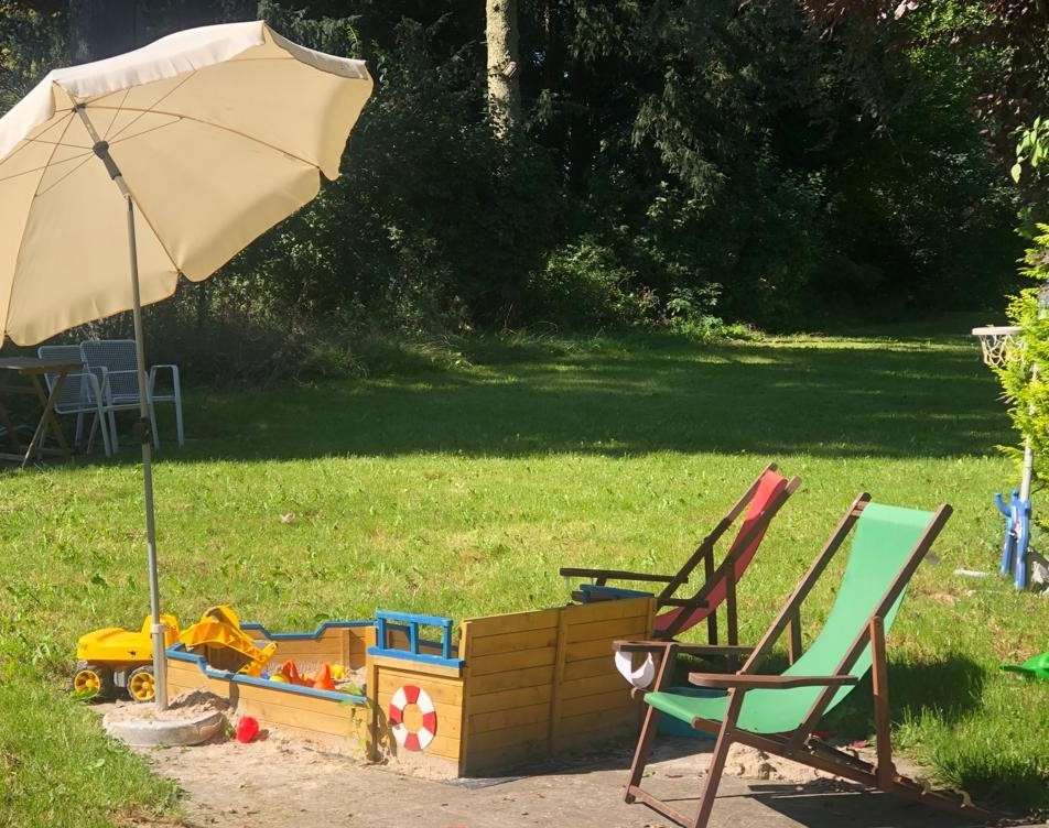 Thumbnail-Haus zum Kaufen in Frankfurt 1.450.000,00 € 232 m²