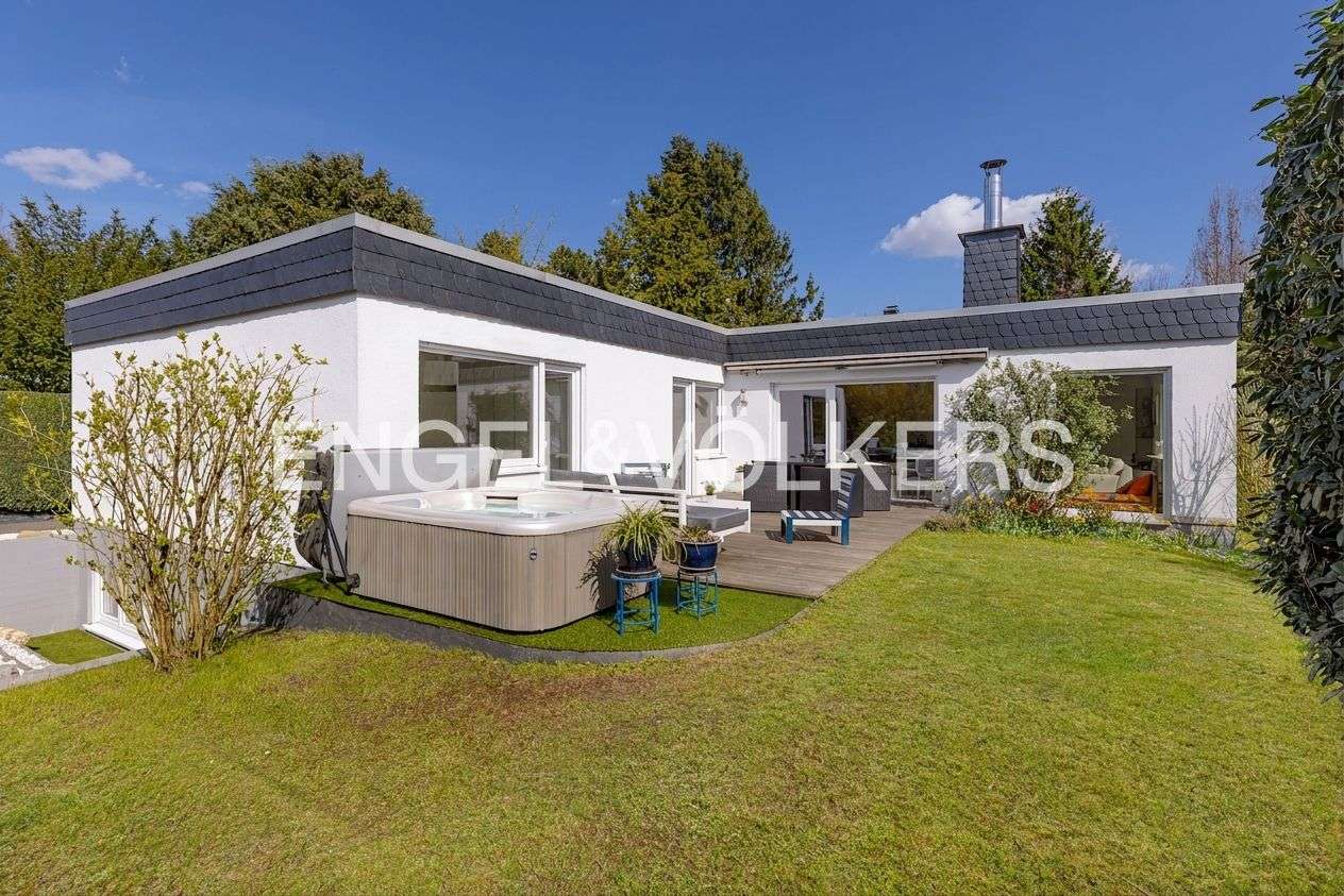 Thumbnail-Haus zum Kaufen in Frankfurt am Main 1.150.000,00 € 193 m²