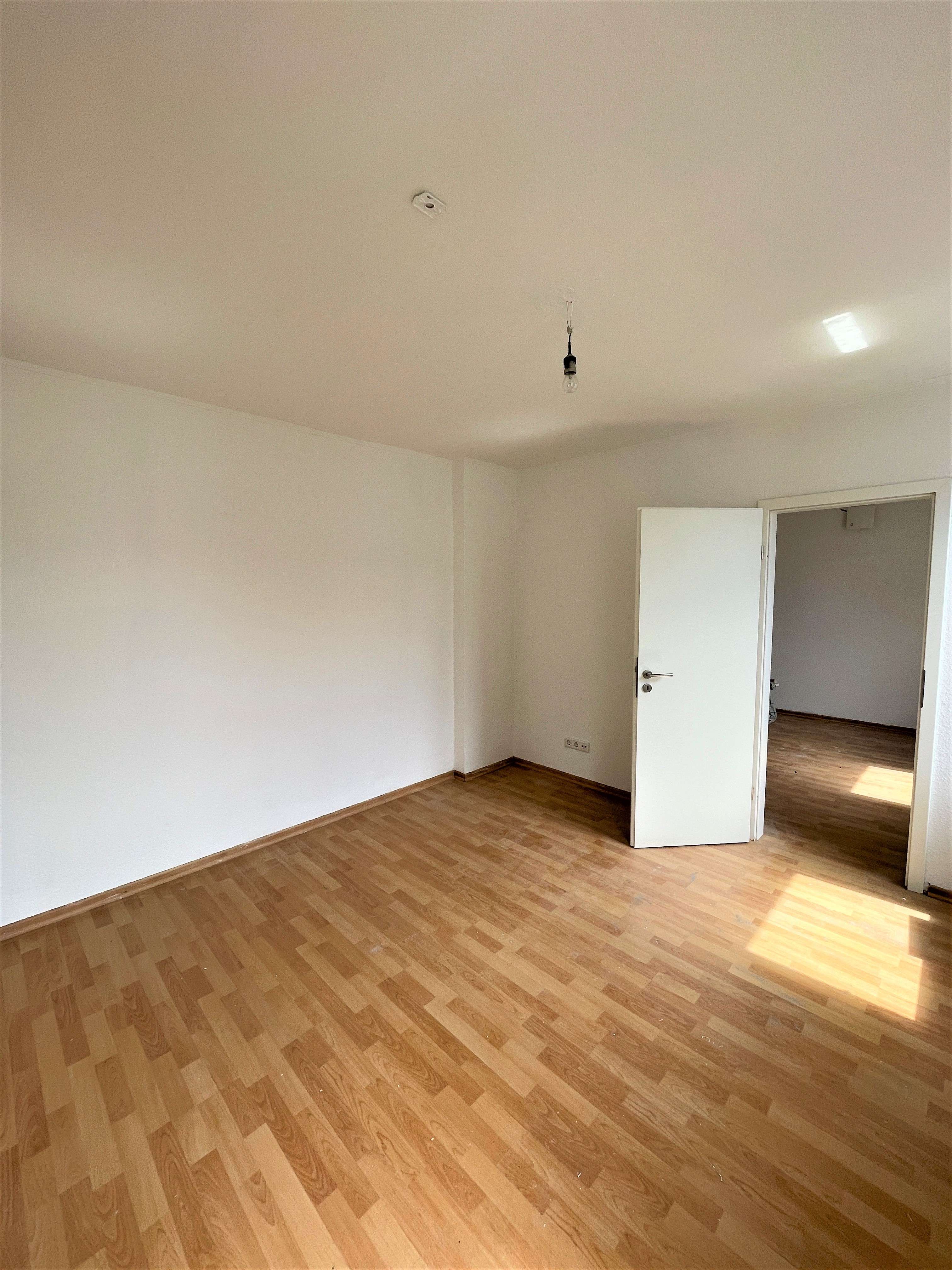 Thumbnail-Wohnung zum Mieten in Krefeld 370,00 € 37 m²