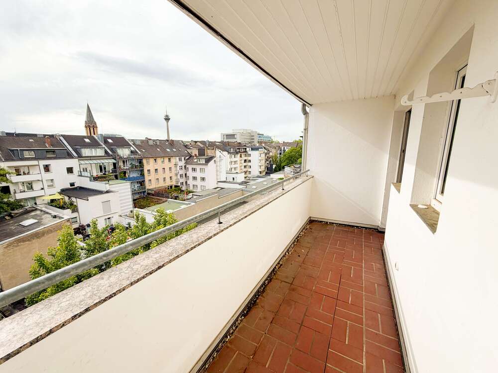 Thumbnail-Wohnung zum Kaufen in Düsseldorf 299.900,00 € 90 m²