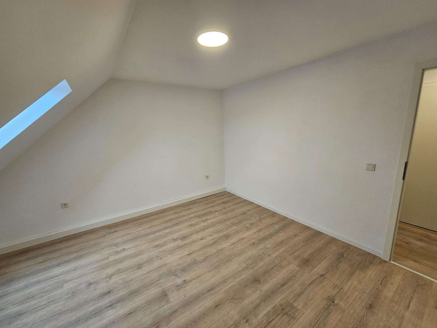 Thumbnail-Wohnung zum Mieten in Schiffweiler 570,00 € 57.84 m²