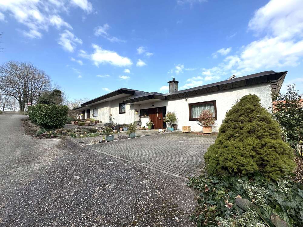 Thumbnail-Haus zum Kaufen in Achern 870.000,00 € 316.55 m²