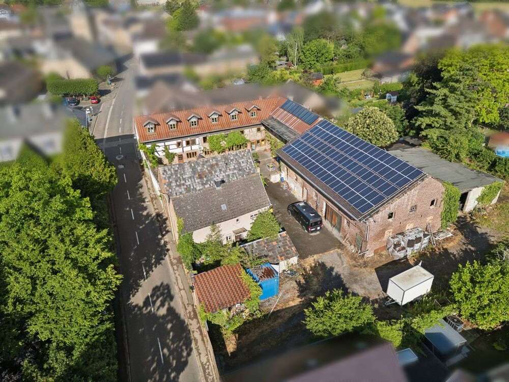 Thumbnail-Haus zum Kaufen in Nideggen 449.000,00 € 281 m²