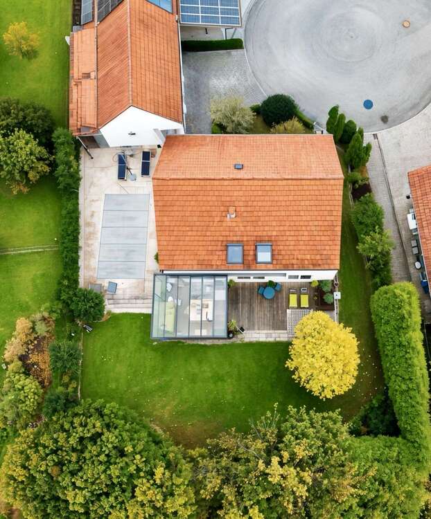 Thumbnail-Haus zum Kaufen in Essenbach 875.000,00 € 185 m²