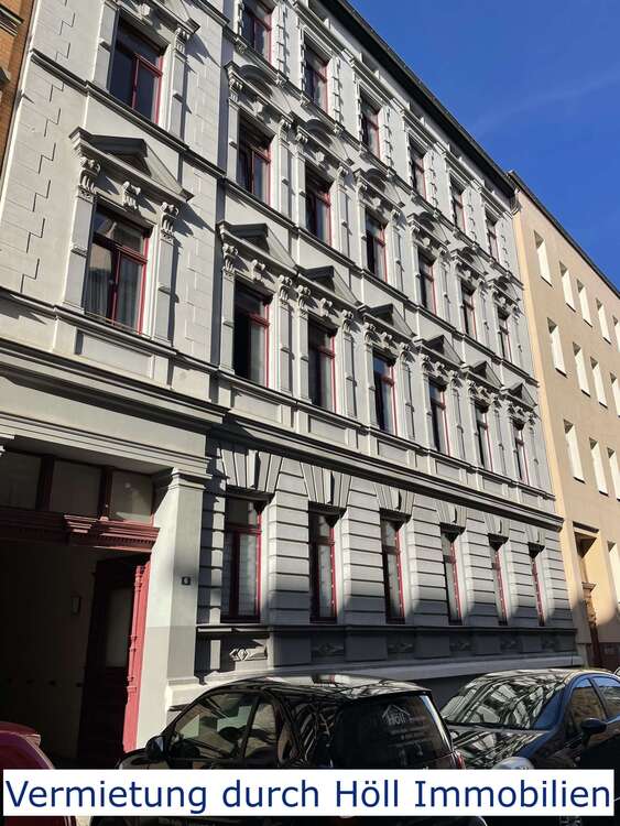 Thumbnail-Wohnung zum Mieten in Halle 365,00 € 50 m²