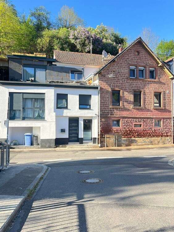 Thumbnail-Haus zum Mieten in Elmstein 1.050,00 € 145 m²