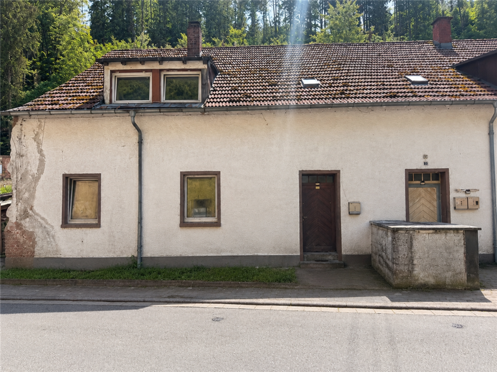 Thumbnail-Haus zum Kaufen in Elmstein 59.900,00 € 172 m²