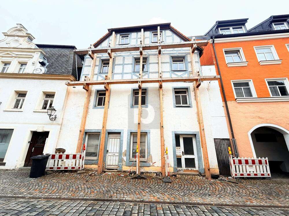 Thumbnail-Haus zum Kaufen in Kulmbach 150.000,00 € 500 m²