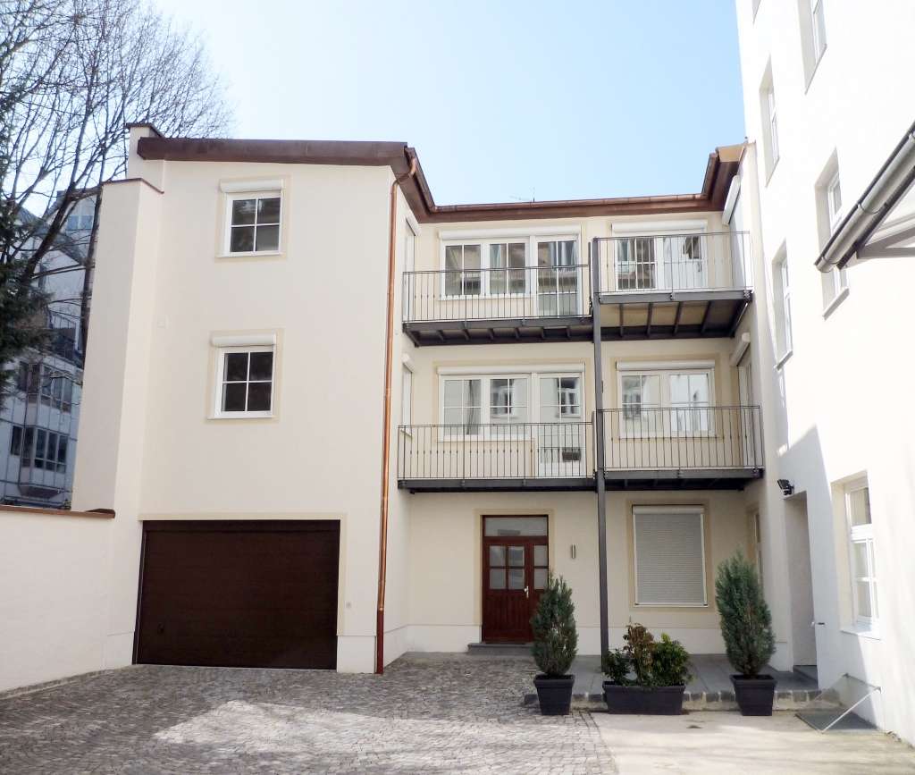 Thumbnail-Wohnung zum Mieten in München 3.100,00 € 194 m²