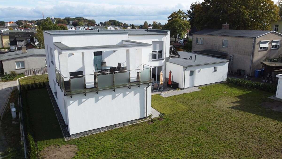 Thumbnail-Haus zum Kaufen in Göhren 750.000,00 € 195 m²
