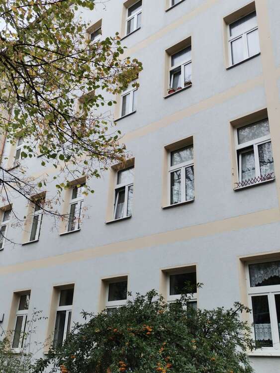 Thumbnail-Wohnung zum Mieten in HalleSaale 515,00 € 65.19 m²