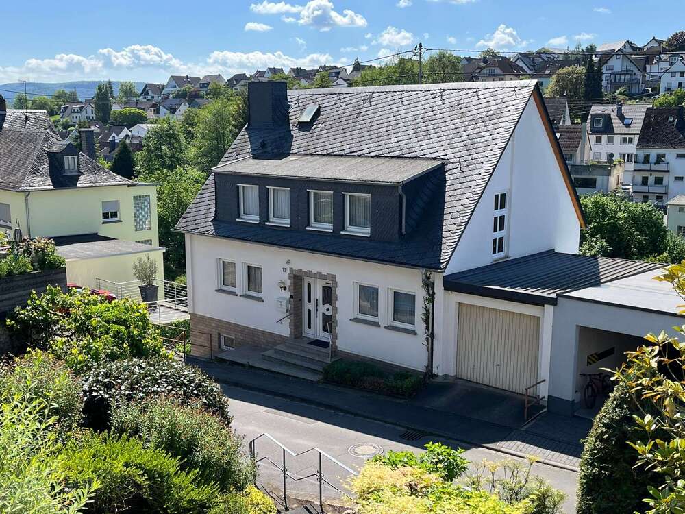 Thumbnail-Haus zum Kaufen in Rhens 430.000,00 € 256 m²