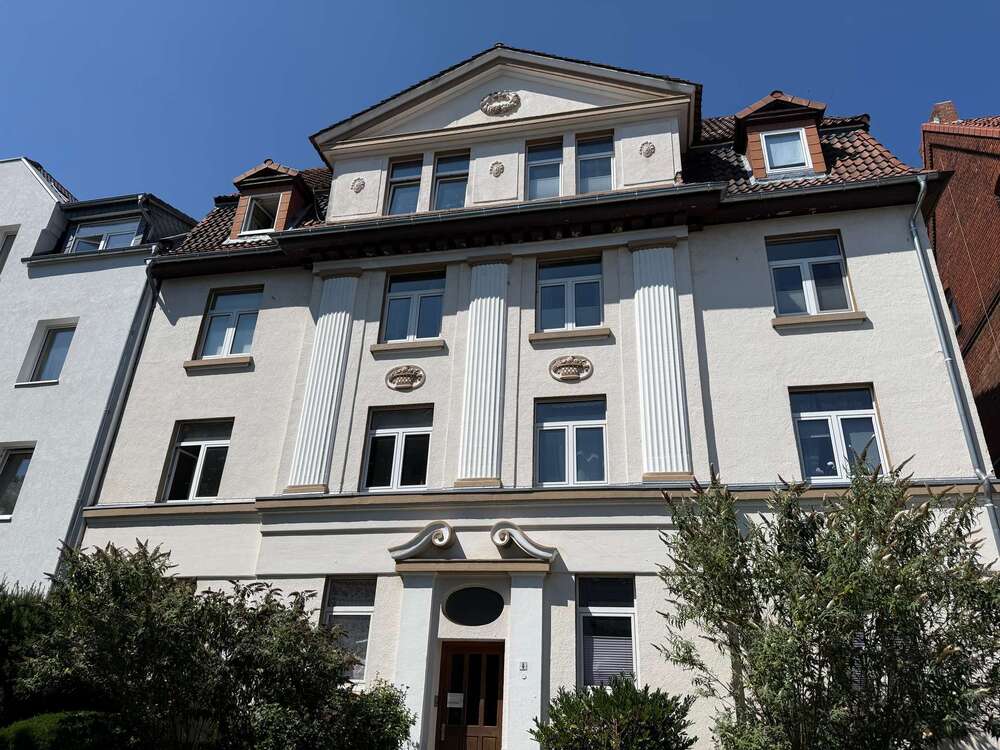 Thumbnail-Haus zum Kaufen in Hannover 695.000,00 € 480 m²