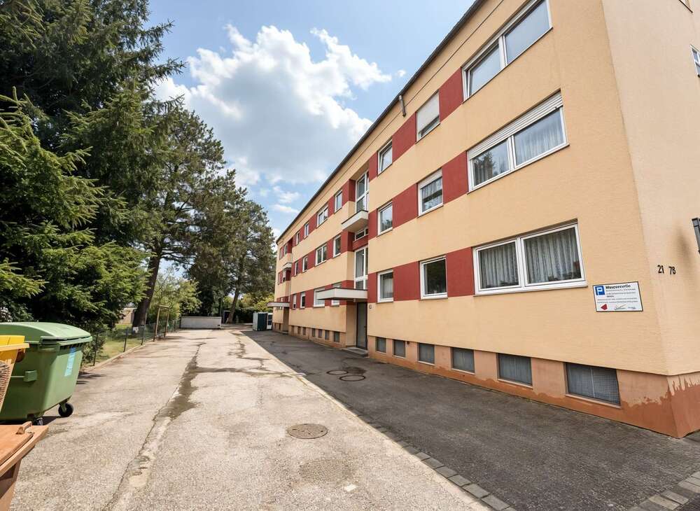 Thumbnail-Wohnung zum Kaufen in Augsburg 213.000,00 € 53.83 m²