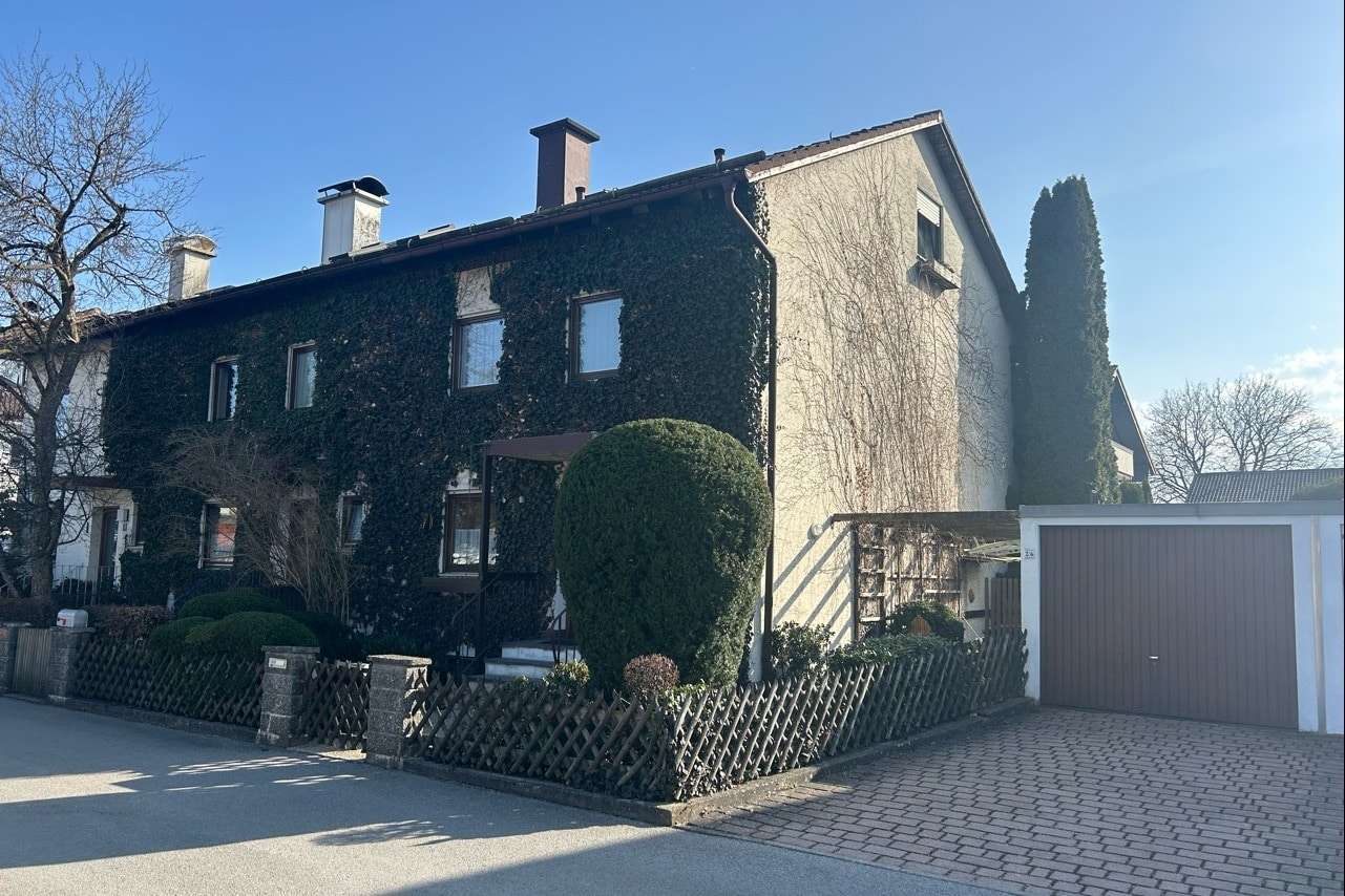 Thumbnail-Haus zum Kaufen in Großkarolinenfeld 540.000,00 € 132 m²