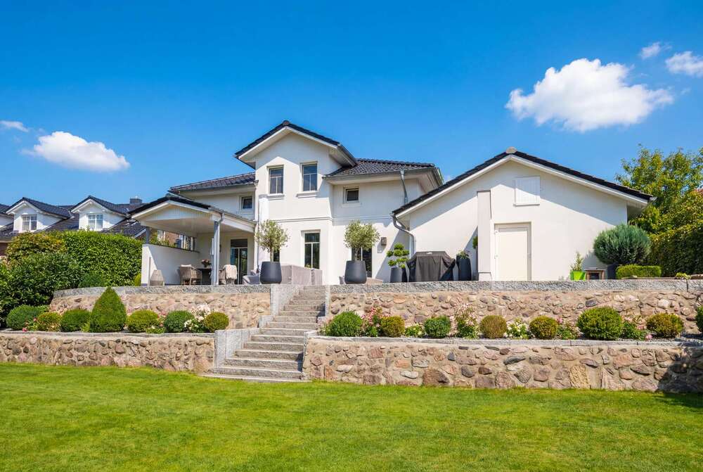 Thumbnail-Haus zum Kaufen in Glücksburg 1.100.000,00 € 176.28 m²