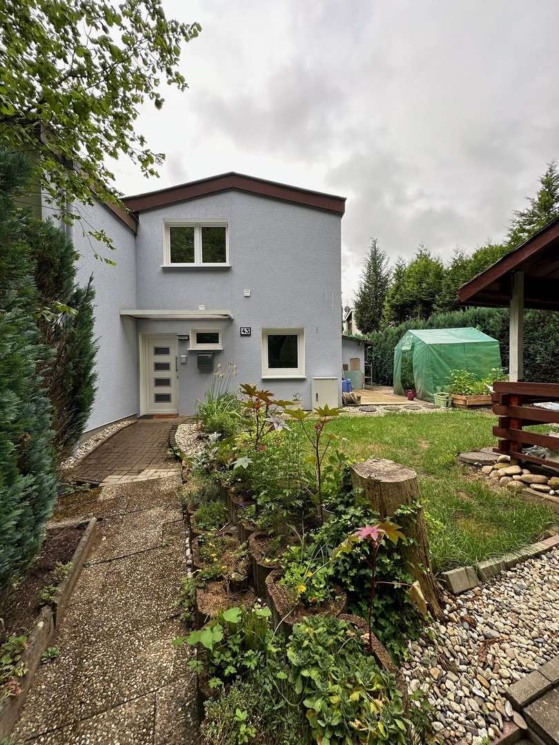 Thumbnail-Haus zum Mieten in Braunfels-Wintersburg 855,00 € 73 m²