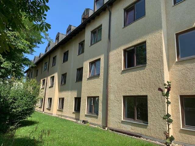 Thumbnail-Wohnung zum Mieten in Regensburg 381,44 € 20.69 m²