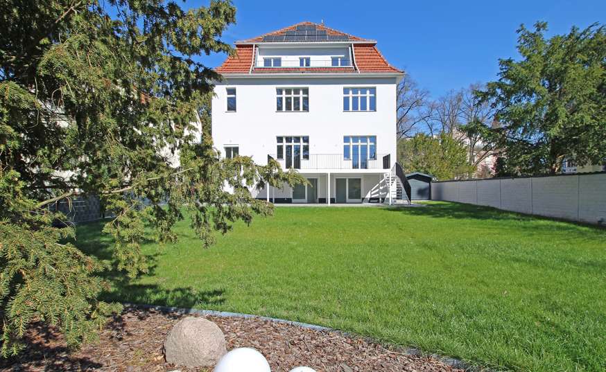 Thumbnail-Haus zum Kaufen in Berlin 5.999.000,00 € 790 m²
