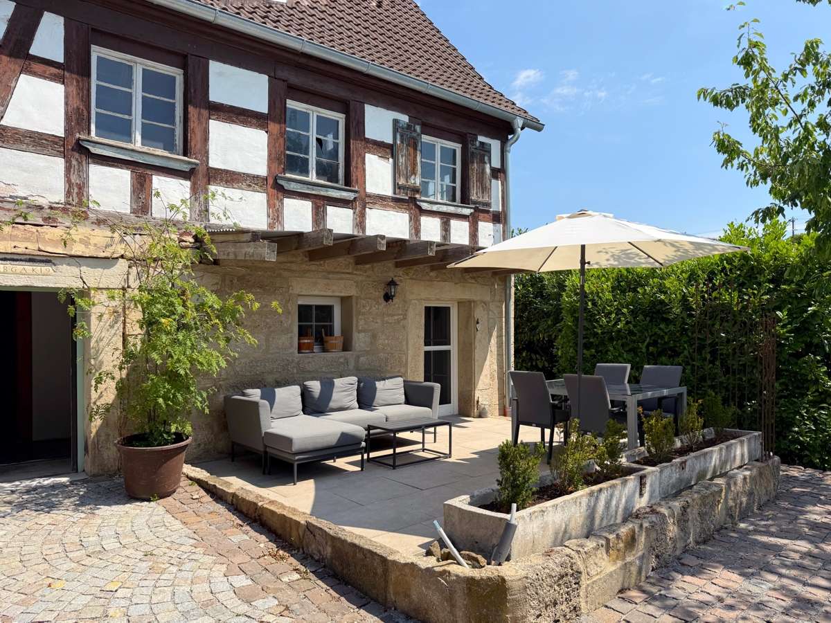 Thumbnail-Haus zum Kaufen in Vellberg Großaltdorf 375.000,00 € 386 m²