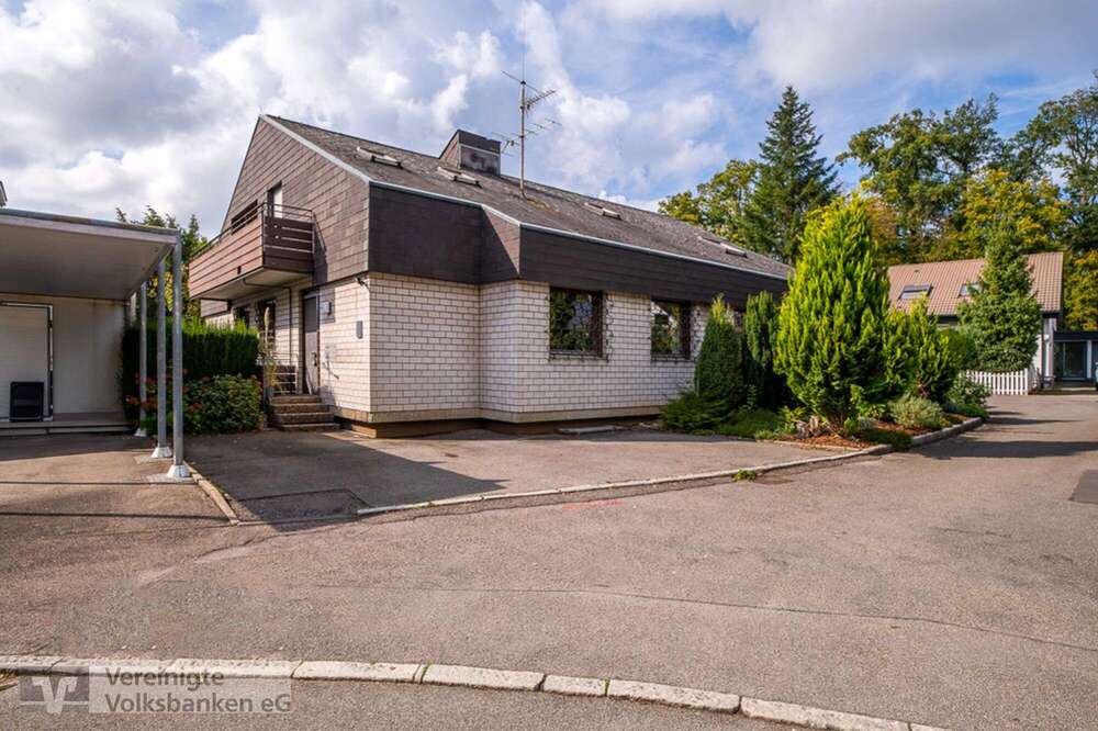 Thumbnail-Haus zum Kaufen in Sindelfingen 950.000,00 € 282.73 m²