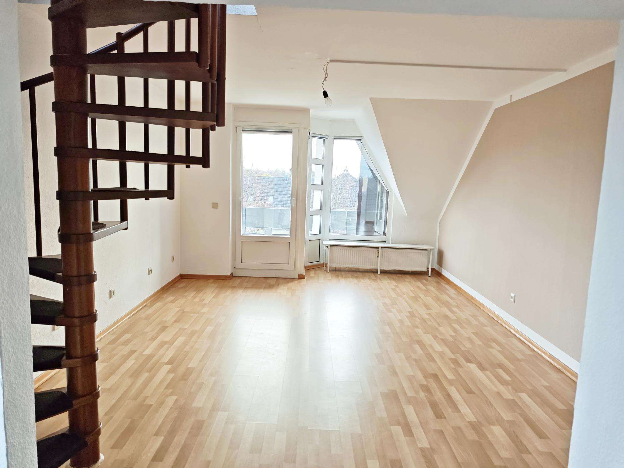 Thumbnail-Wohnung zum Kaufen in Delmenhorst 215.000,00 € 90 m²