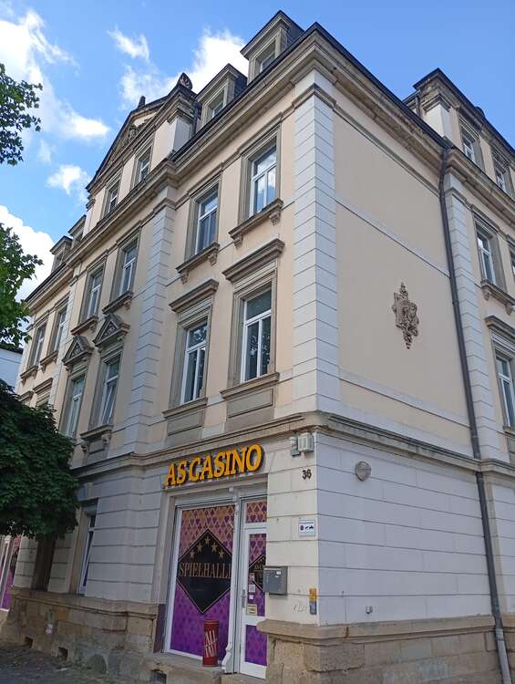 Thumbnail-Haus zum Kaufen in Dresden 1.585.000,00 € 751.63 m²