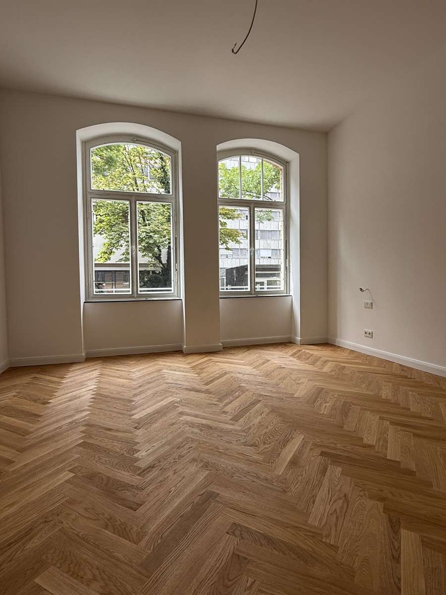 Thumbnail-Wohnung zum Mieten in Düsseldorf 2.150,00 € 103 m²