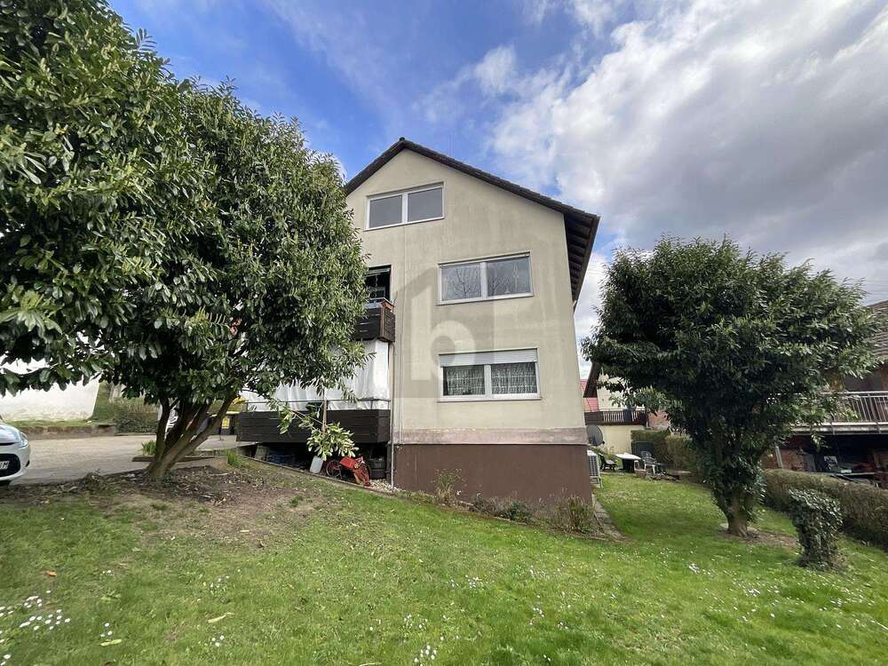 Thumbnail-Haus zum Kaufen in Baden-Baden 1.350.000,00 € 338 m²