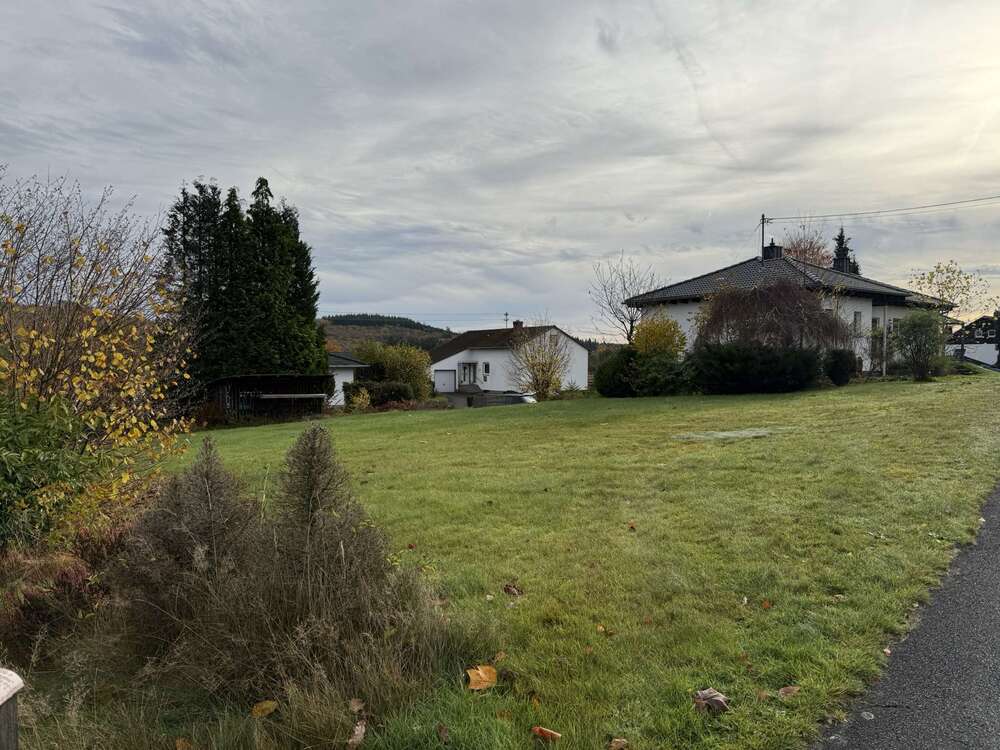 Thumbnail-Grundstück zu verkaufen in Hilchenbach 62.000,00 € 548 m²