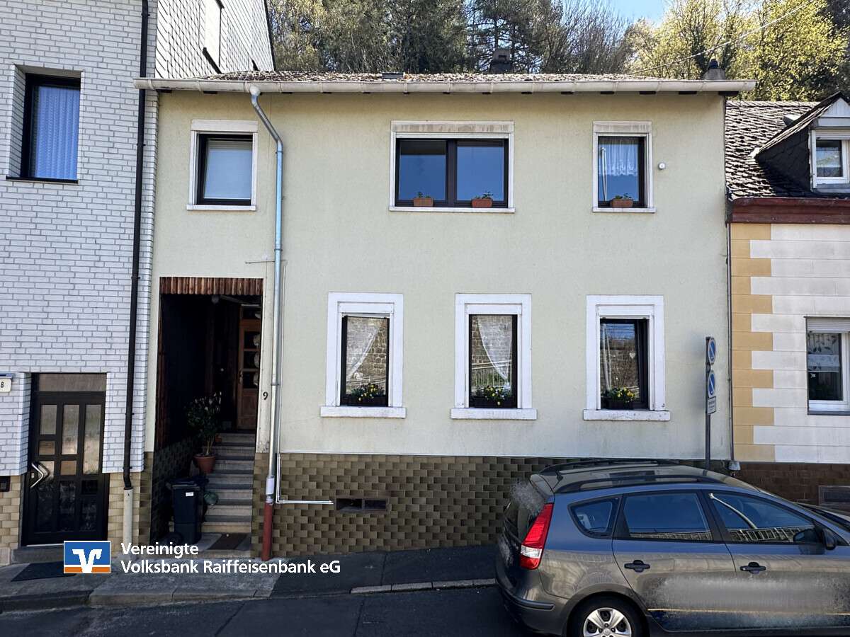 Thumbnail-Haus zum Kaufen in Idar-Oberstein 130.000,00 € 112 m²