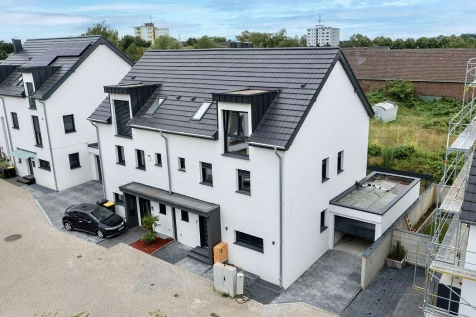 Thumbnail-Haus zum Kaufen in Meerbusch 1.190.000,00 € 212 m²