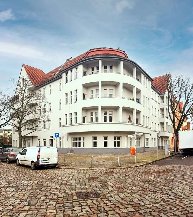 Thumbnail-Wohnung zum Kaufen in Berlin 214.200,00 € 51.01 m²