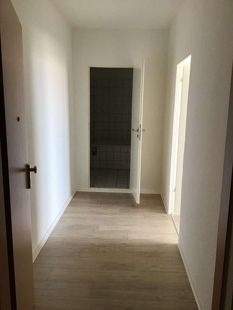 Thumbnail-Wohnung zum Mieten in Brandenburg an der Havel 306,00 € 42.13 m²